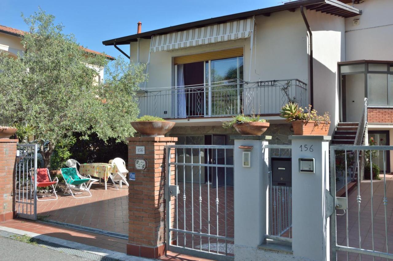 Ca 'Nter Viale Appartement Romito Magra Buitenkant foto
